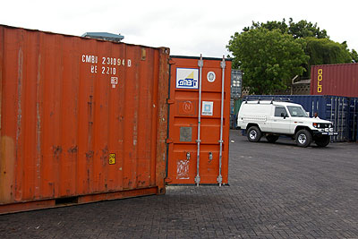 Container CMBU2380940